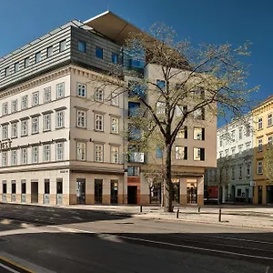 Radisson Blu Triest Hotel, Hotel